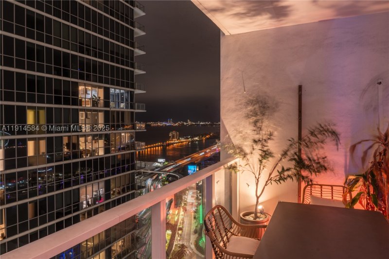 Condo for sale at Ten Museum Park 2905