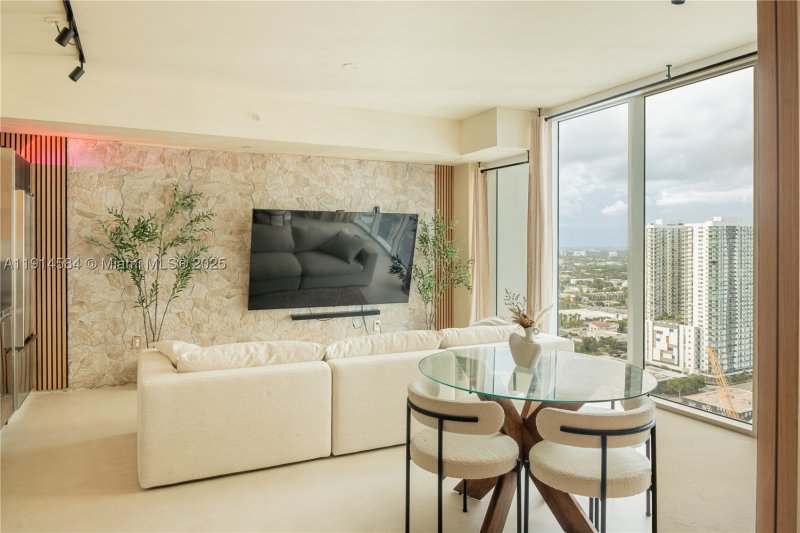Condo for sale at Ten Museum Park 2905