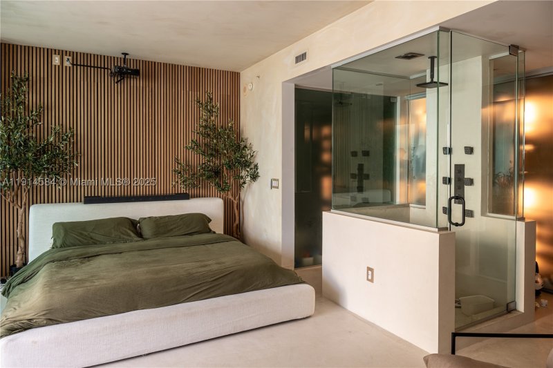 Condo for sale at Ten Museum Park 2905