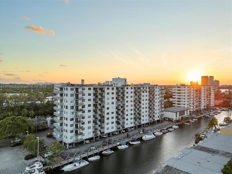 Coral Isle East Apt #808