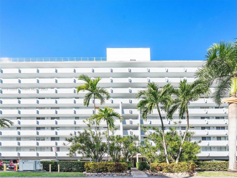 Comprar apartamento en Coral Isle East 808