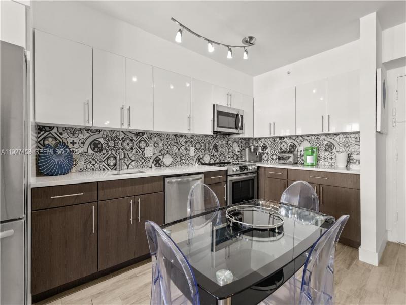 Property photo # 6