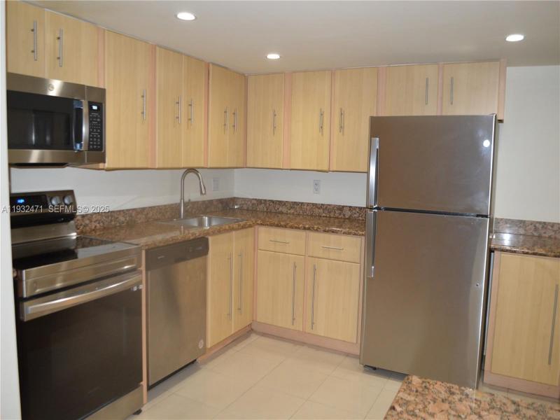 Property photo # 3