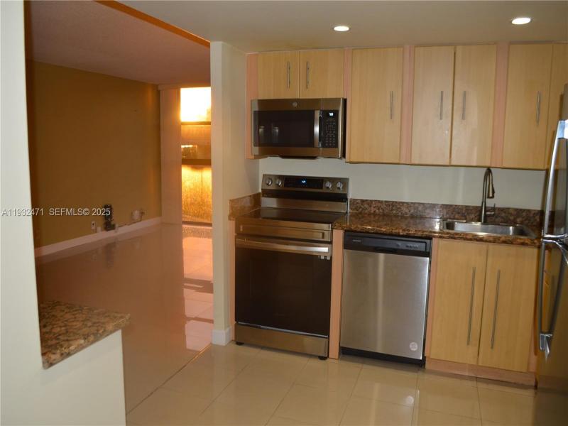 Property photo # 9