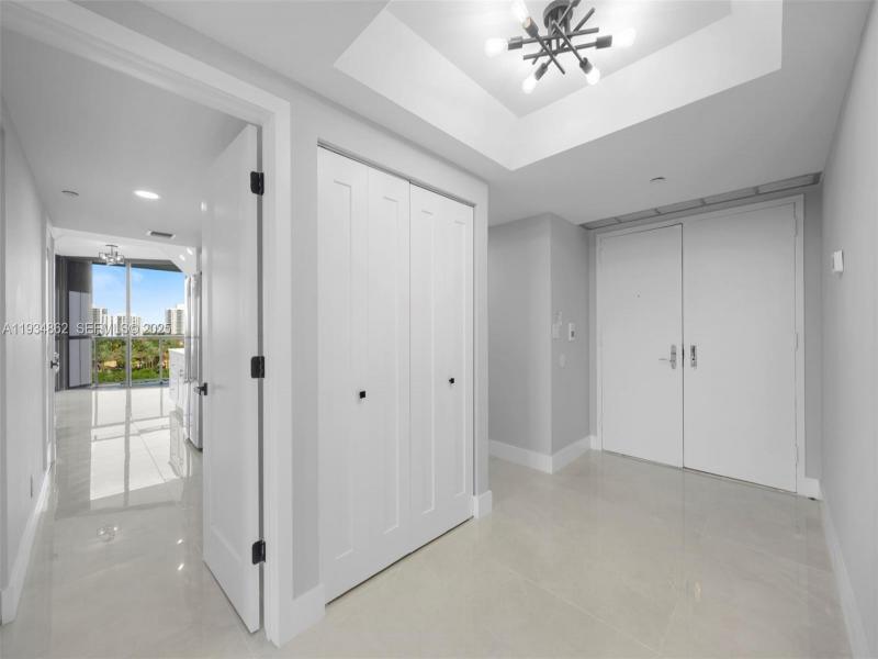 Comprar apartamento en Hamptons West 501