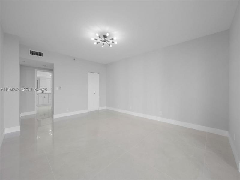 Comprar apartamento en Hamptons West 501