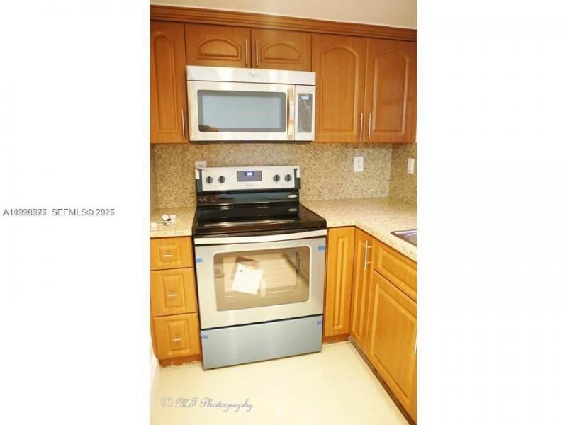 Property photo # 9