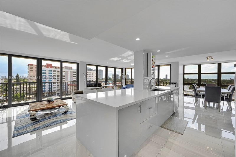 Comprar apartamento en Avant Garde 701