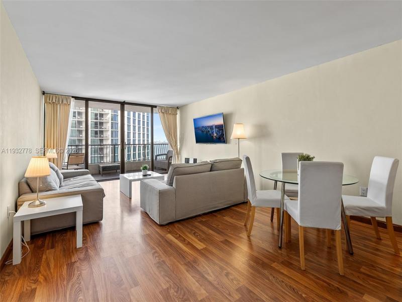 Condo for sale at The Venetia 14G
