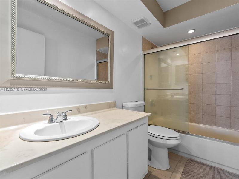 Condo for sale at The Venetia 14G