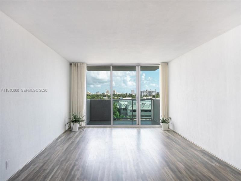 Property photo # 6