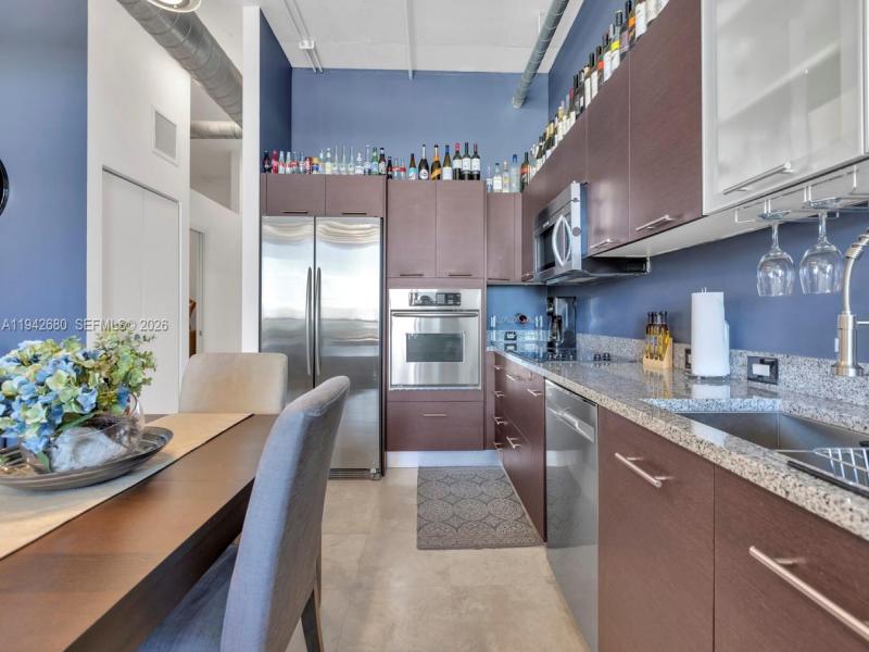 Comprar apartamento en Uptown Marina Lofts 711