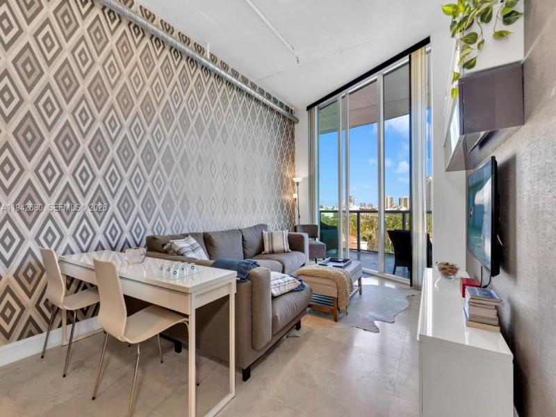 Comprar apartamento en Uptown Marina Lofts 711