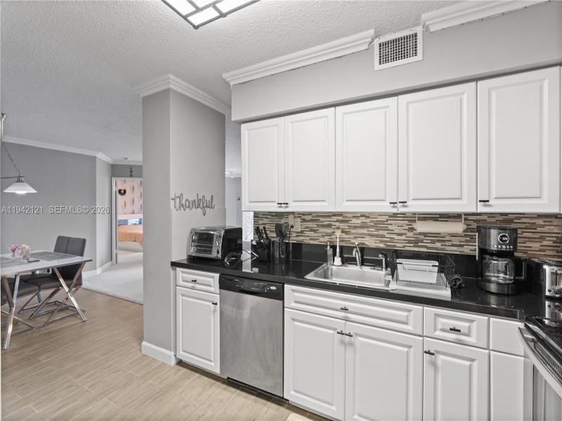 Property photo # 7