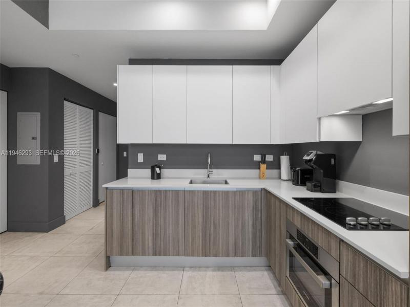 Condo for sale at Smart Brickell Residences 1604
