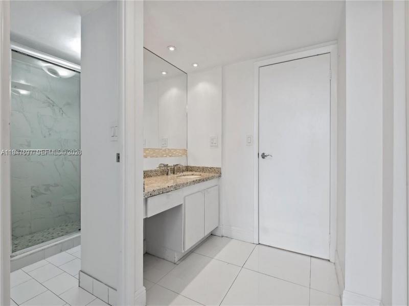 Alquiler de apartamento en Coronado I 209