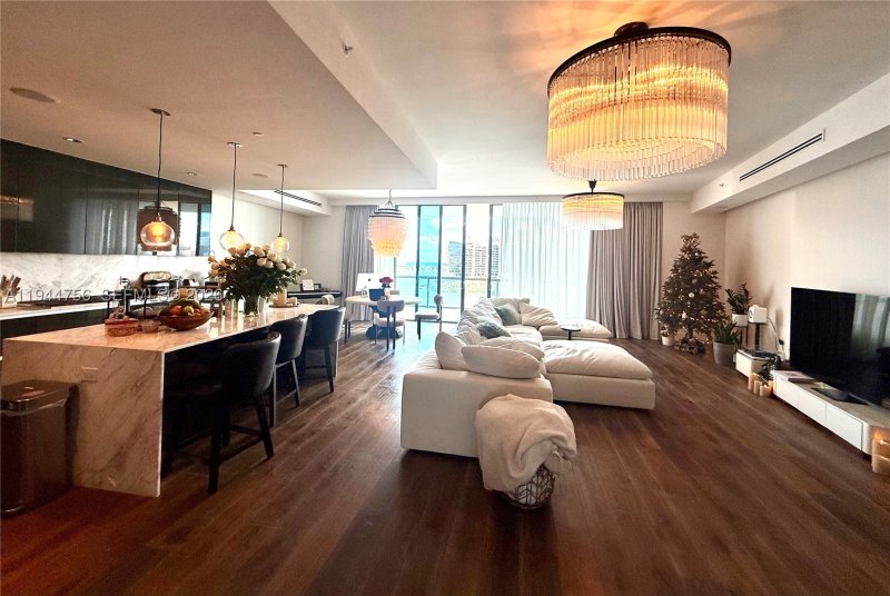Apartment for rent at Echo Aventura 917
