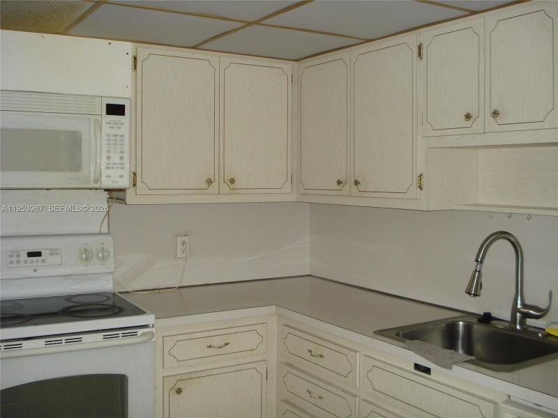 Condo for sale at The Hemispheres 10P
