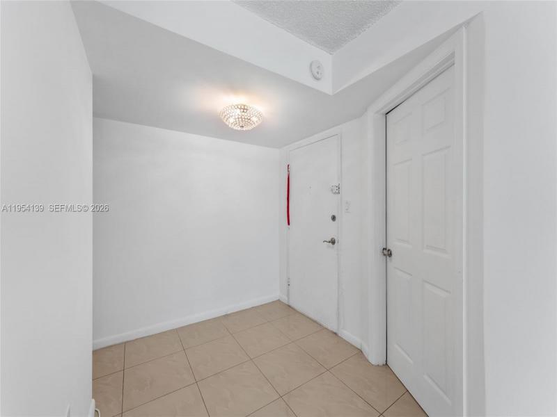 Comprar apartamento en Del Prado South Tower 1701