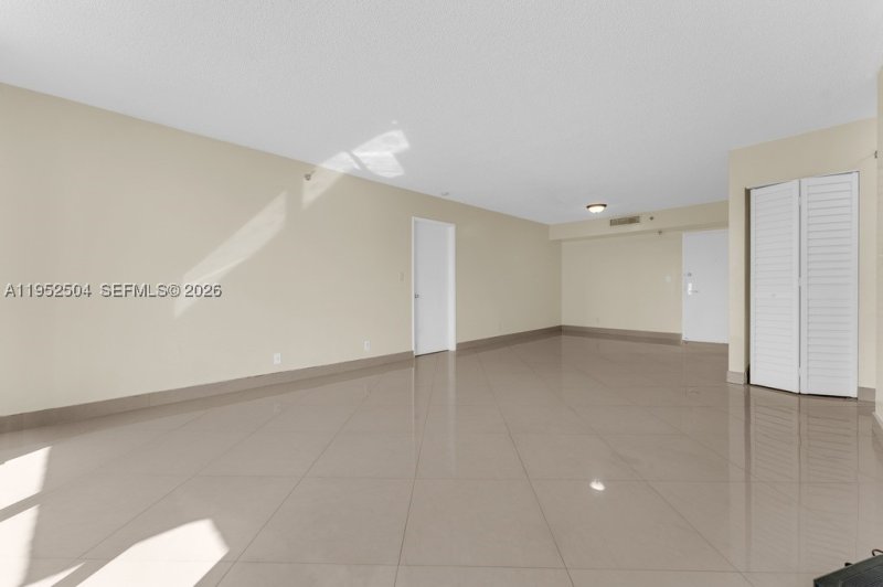 Condo for sale at Parc Central Aventura 1414
