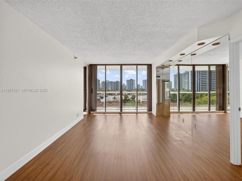Condo for sale at Harborside 708