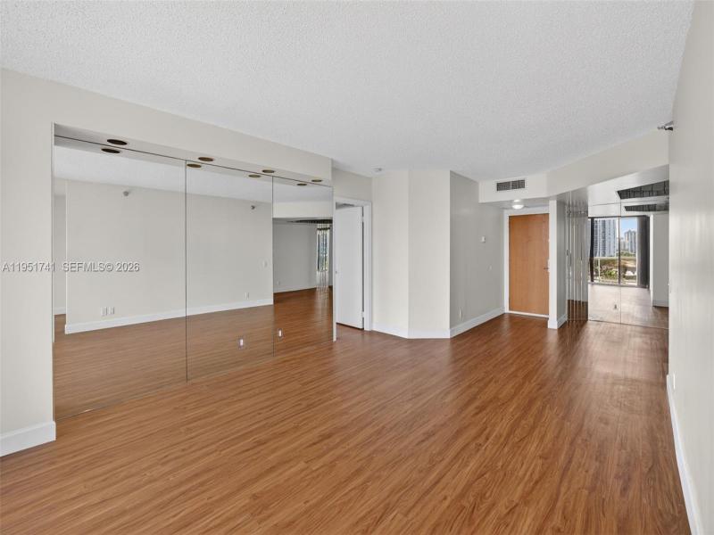 Condo for sale at Harborside 708