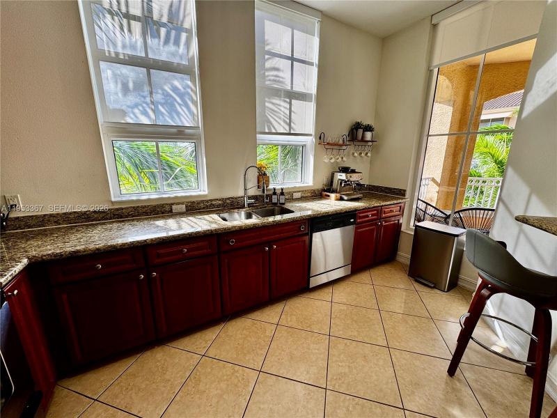 Comprar apartamento en Alaqua 514