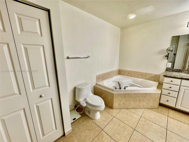 Comprar apartamento en Alaqua 514