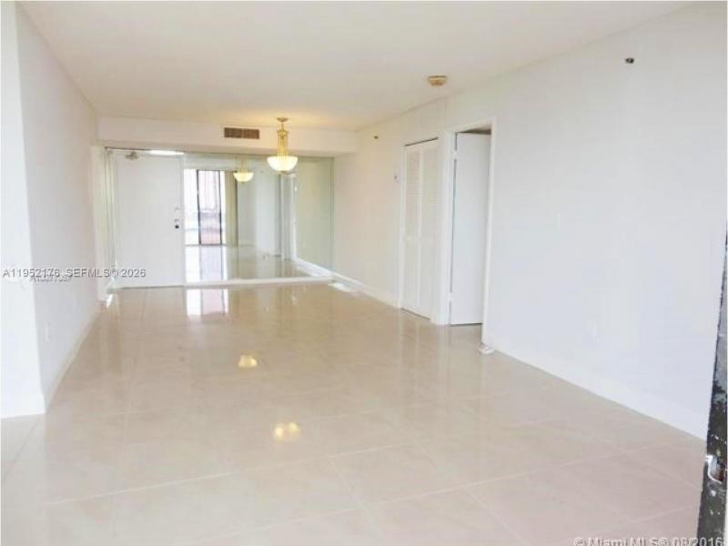 Comprar apartamento no Winston Towers