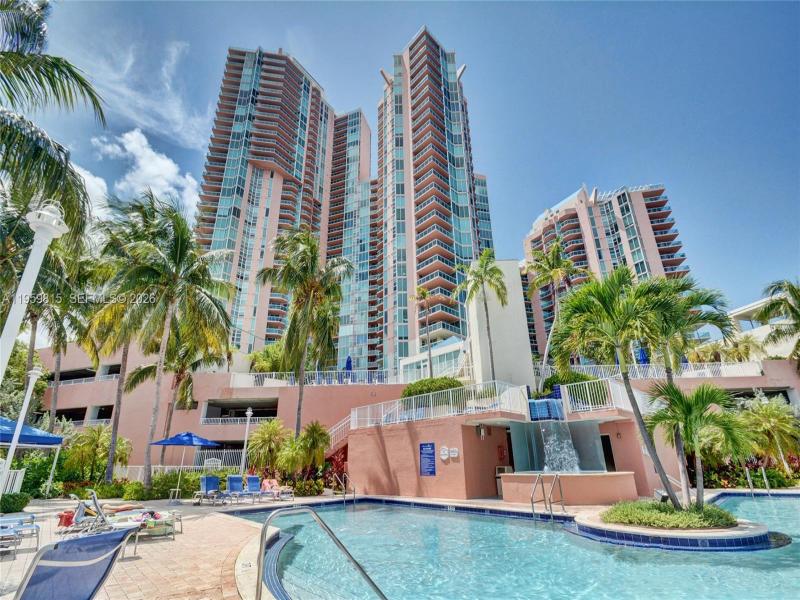 Condo for sale at Hidden Bay 2715