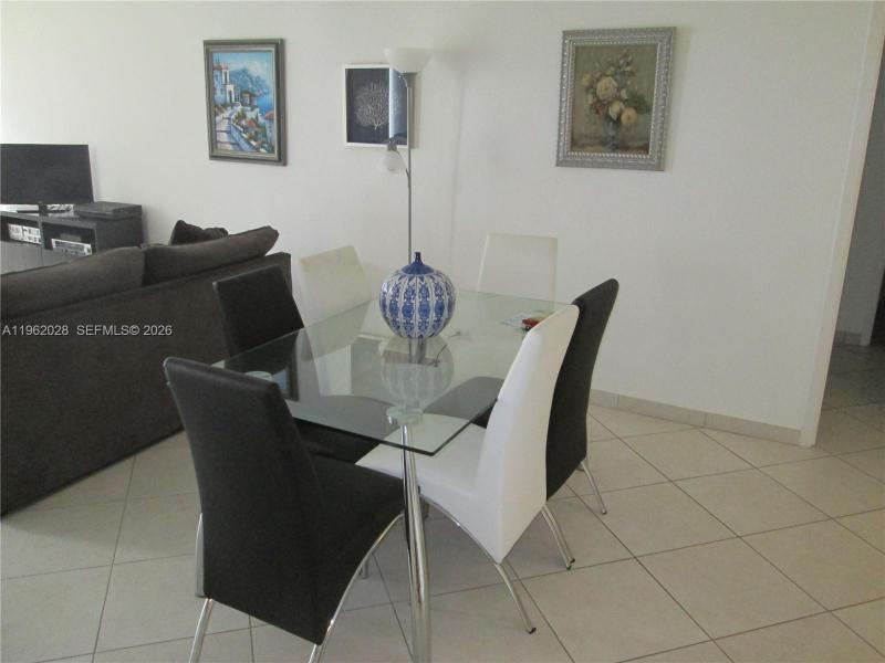 Comprar apartamento en Winston Towers 1706
