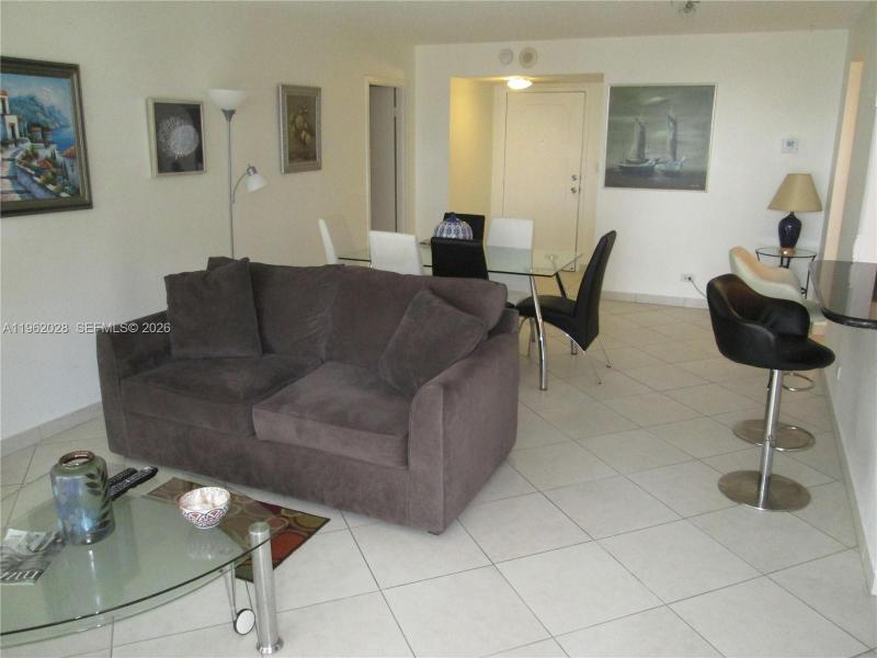Comprar apartamento en Winston Towers 1706