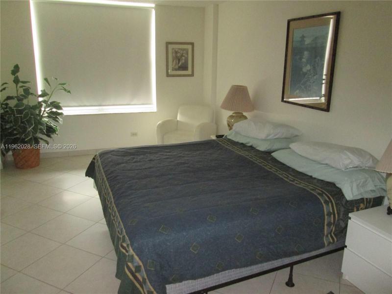 Comprar apartamento en Winston Towers 1706