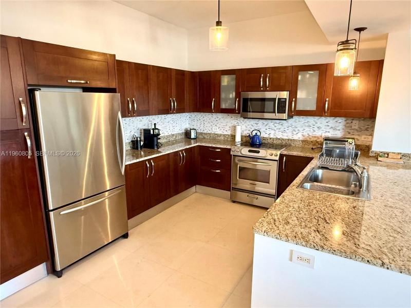 Property photo # 6