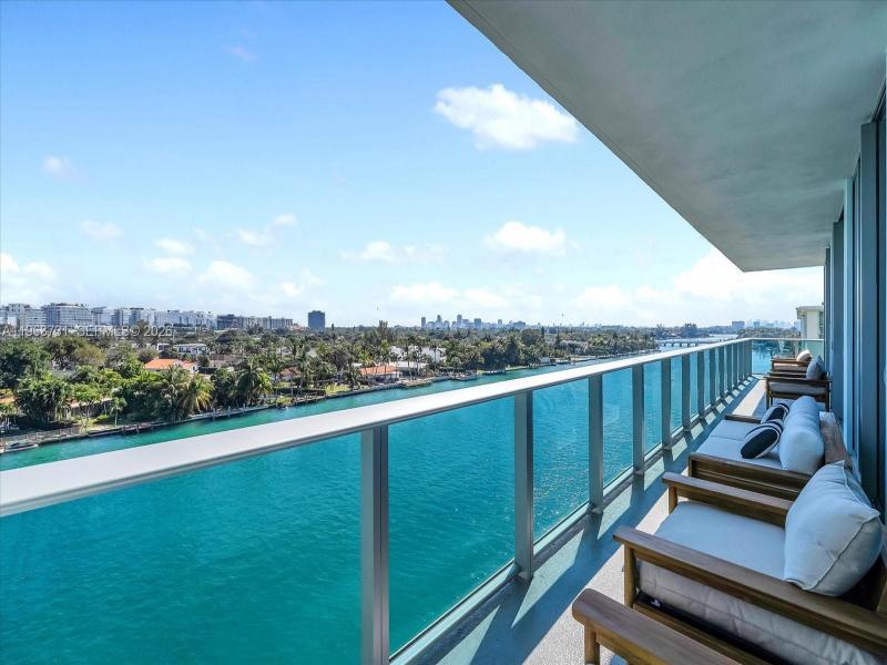Comprar apartamento no La Baia South LPH01