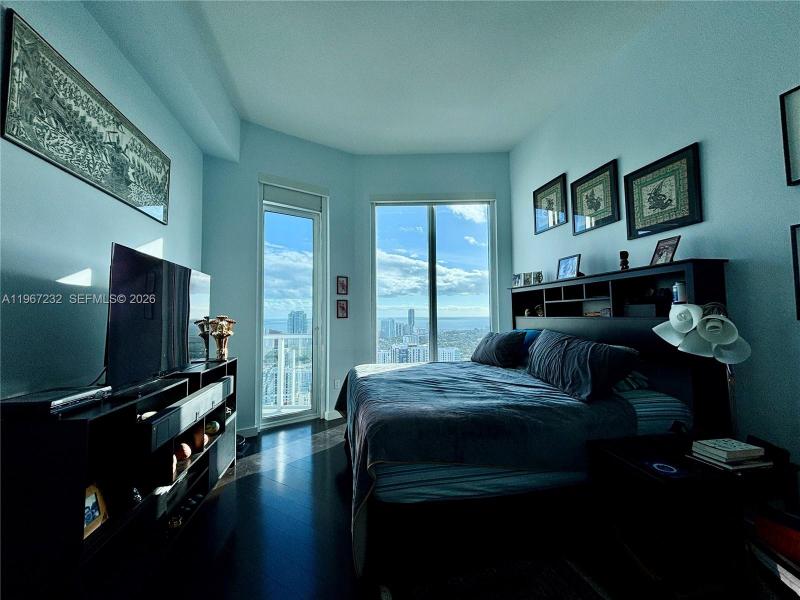 Property photo # 9