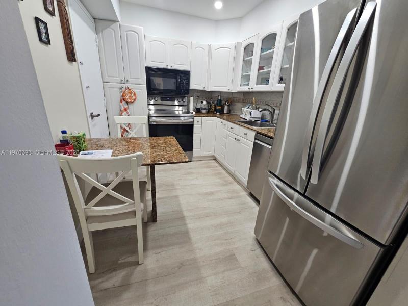 Property photo # 8