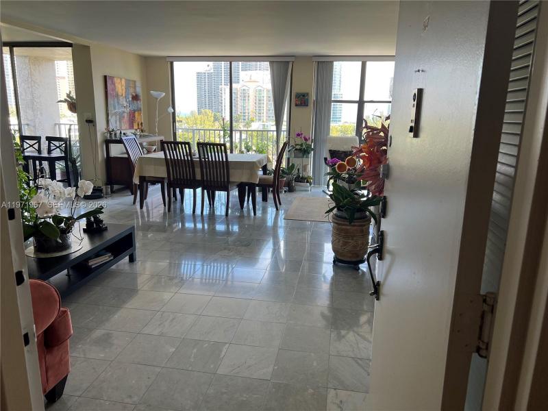 Comprar apartamento en Fairview House N902