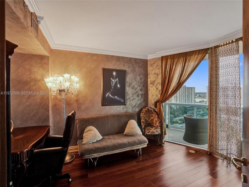 Property photo # 7