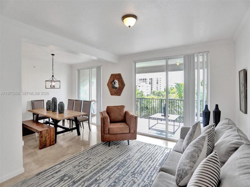 Condo for sale at Porto Bellagio 1501