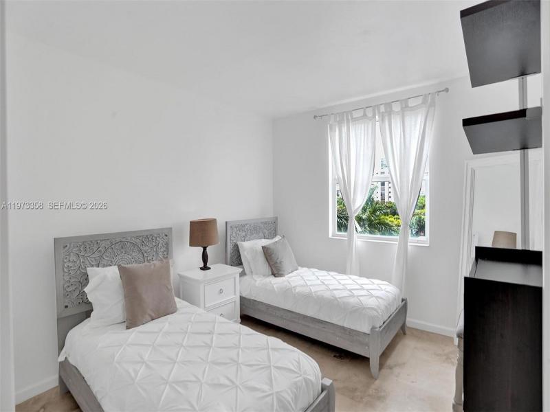Condo for sale at Porto Bellagio 1501