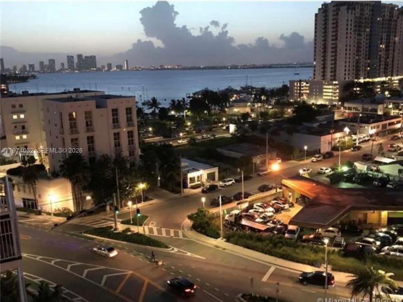 Comprar apartamento en West Bay Plaza 1107