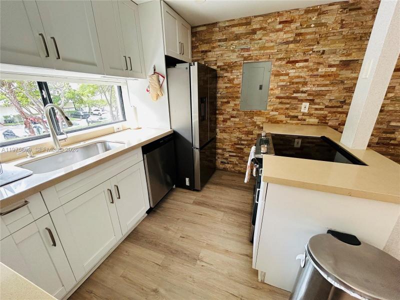 Condo for sale at Plaza of the Americas 219