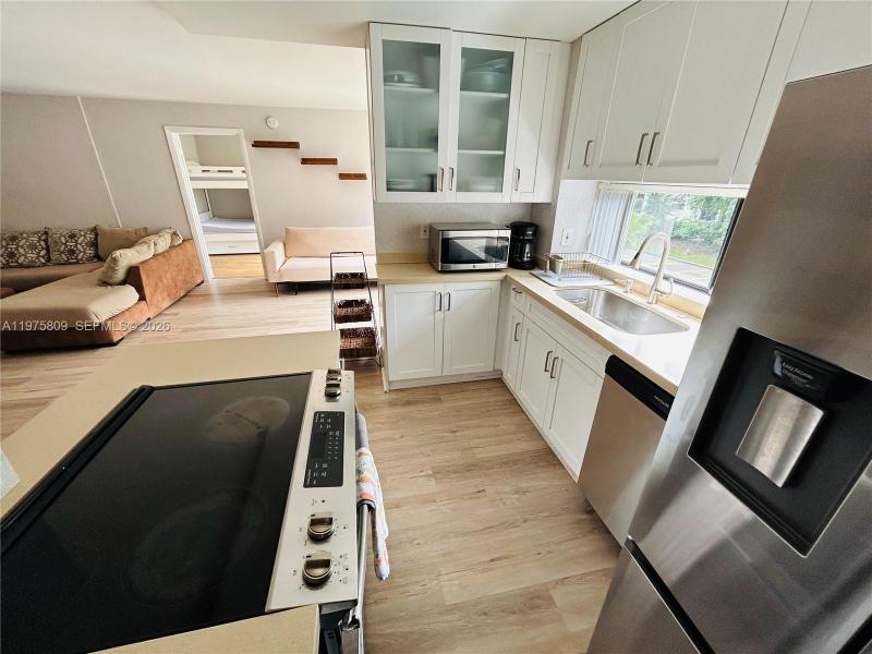 Condo for sale at Plaza of the Americas 219