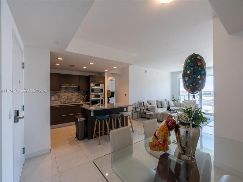 Condo for sale at Midtown Doral 721