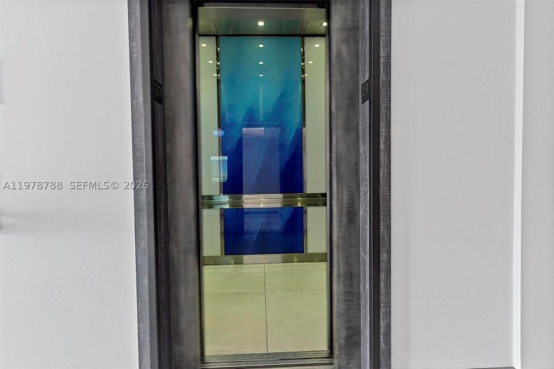 Condo for sale at Oceania 2 2328