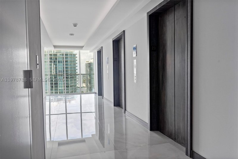 Condo for sale at Oceania 2 2328