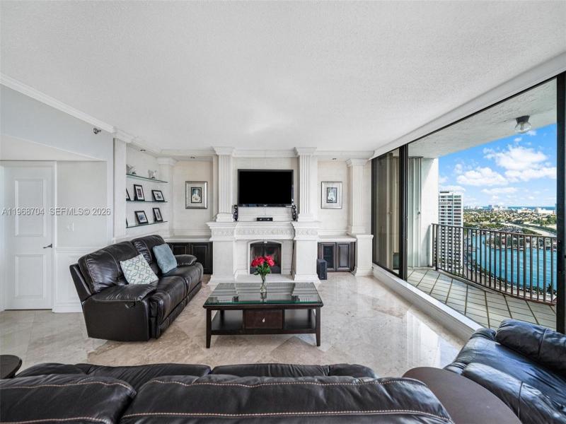 Condo for sale at Anchor Bay Club PH4A
