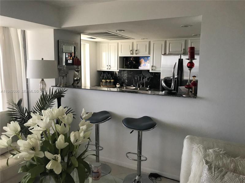 Alquiler de apartamento en Vantage View 1208
