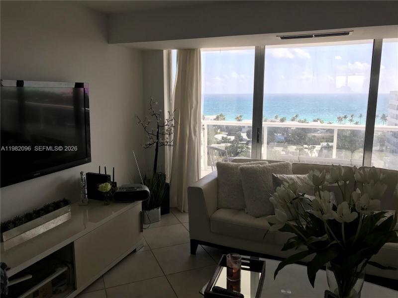 Alquiler de apartamento en Vantage View 1208